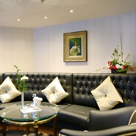 Hotel Baxter Hoare Ship 4*
